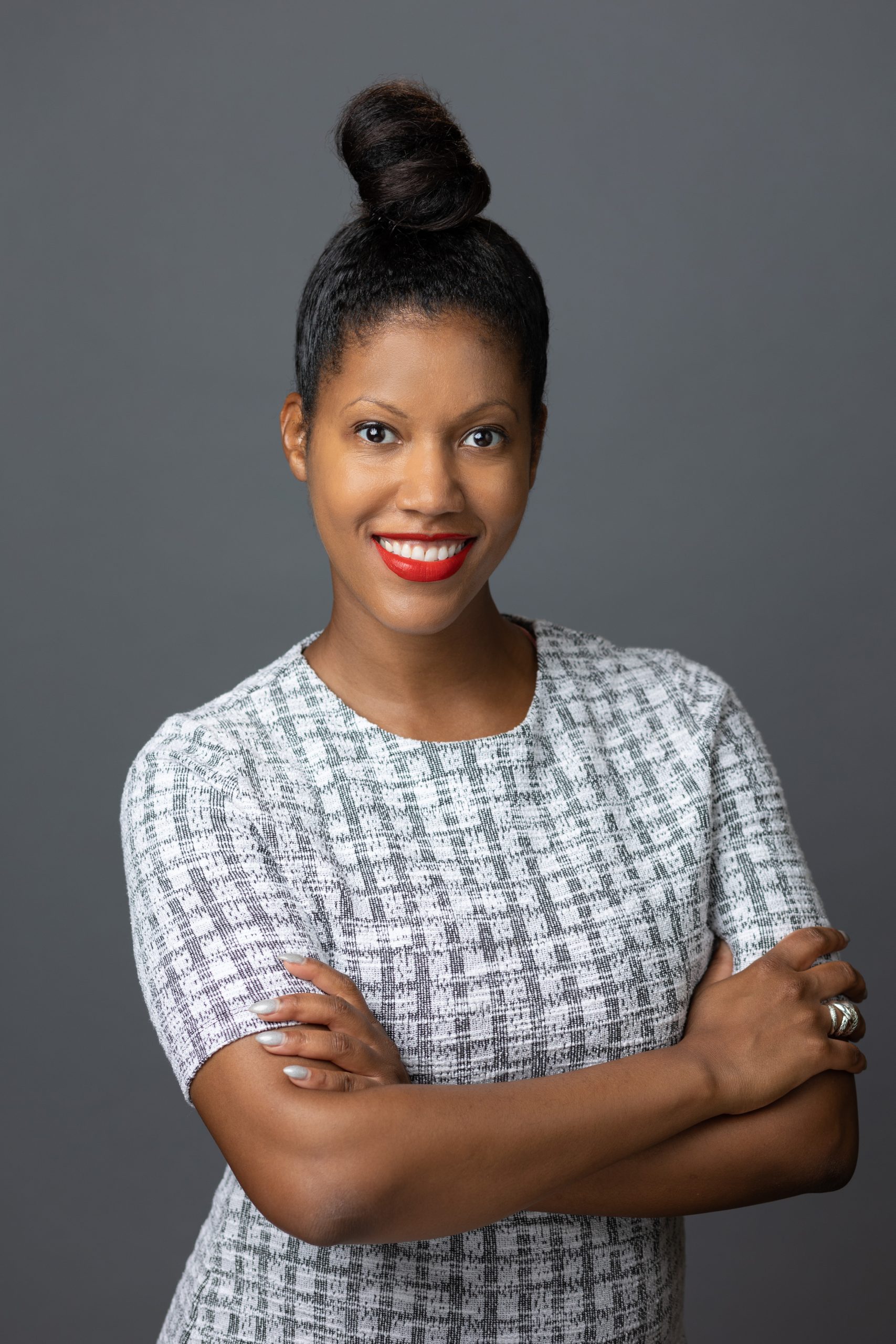 What Color Tie To Wear For Professional Headshot